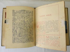 English Missal Knott